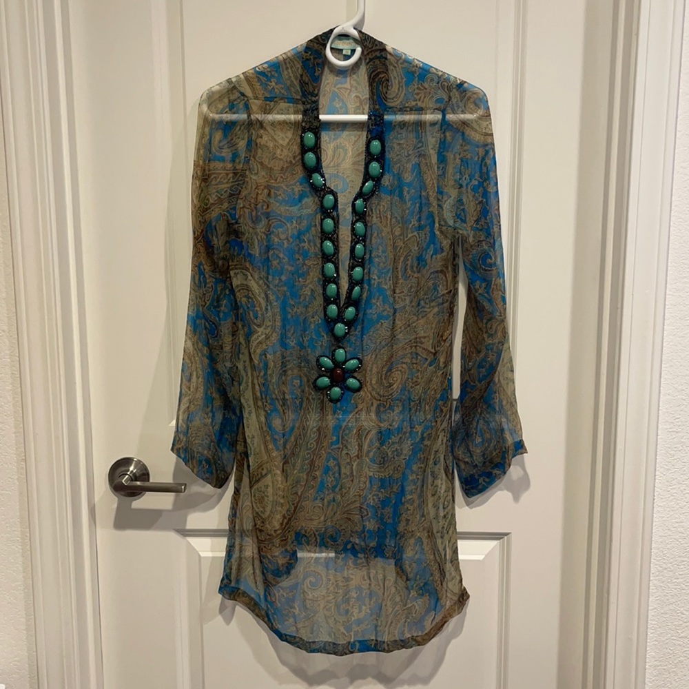 Gorgeous embellished kareenas beach bathing suit cover in size medium